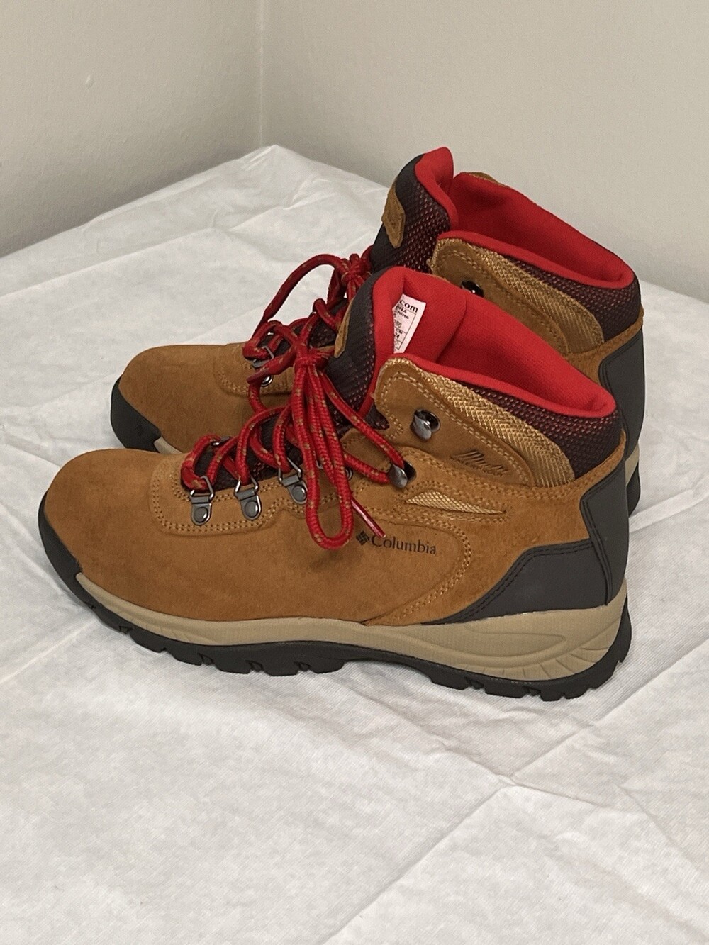 Columbia Boots Women Sz 7 Newton Ridge Plus Waterproof Hiking Outdoor Excellent